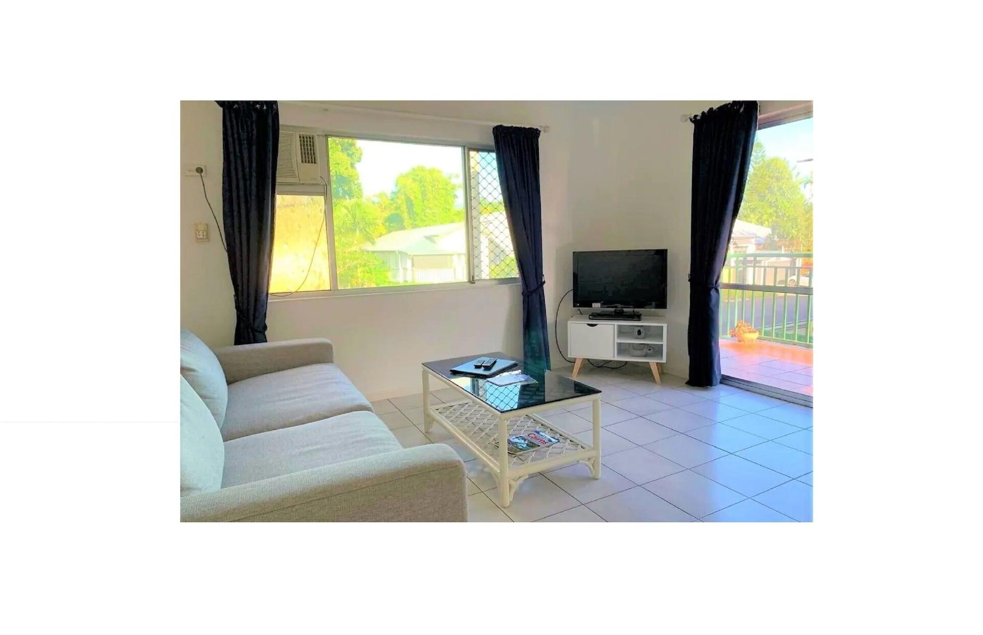 Koala Court Holiday Apartments Кернс Екстер'єр фото