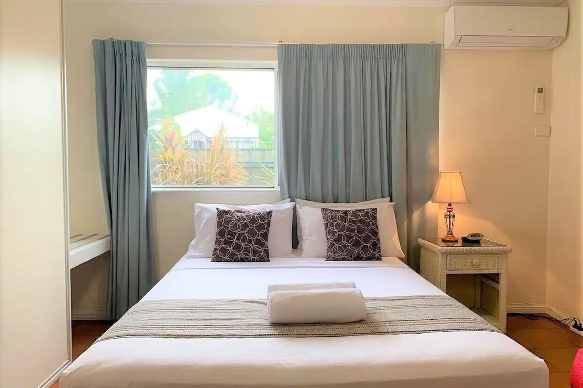 Koala Court Holiday Apartments Кернс Екстер'єр фото