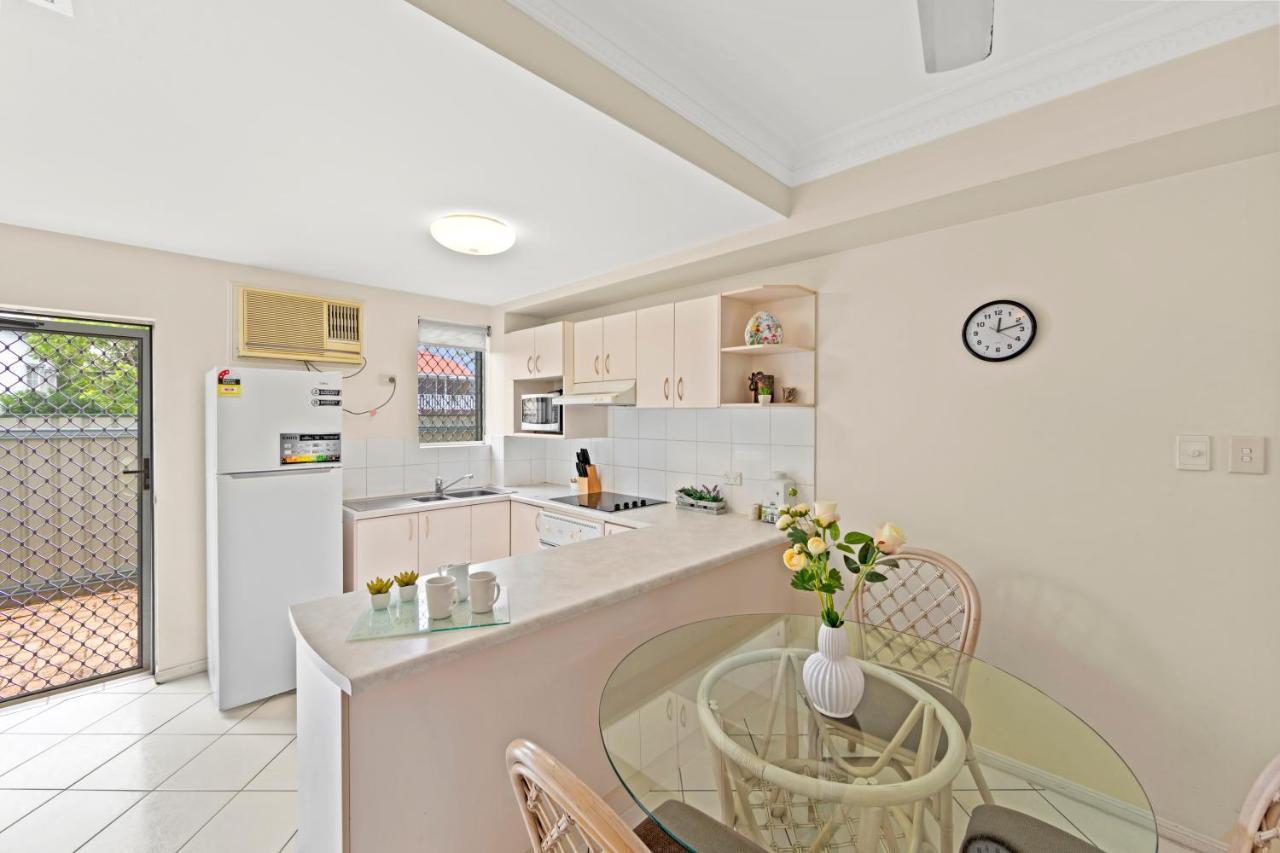 Koala Court Holiday Apartments Кернс Екстер'єр фото