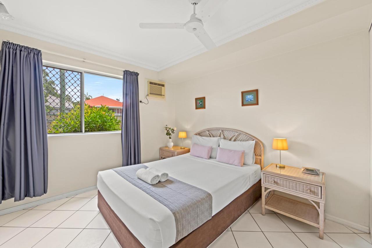 Koala Court Holiday Apartments Кернс Екстер'єр фото