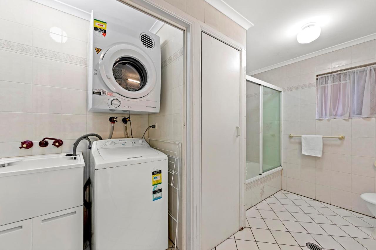 Koala Court Holiday Apartments Кернс Екстер'єр фото