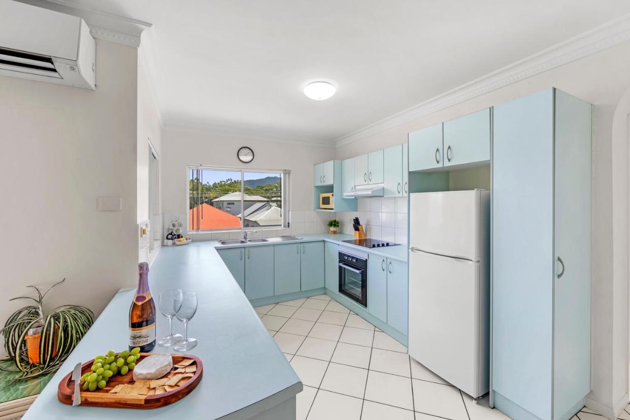 Koala Court Holiday Apartments Кернс Екстер'єр фото