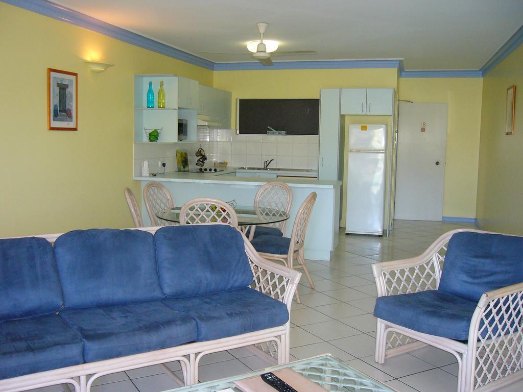 Koala Court Holiday Apartments Кернс Екстер'єр фото