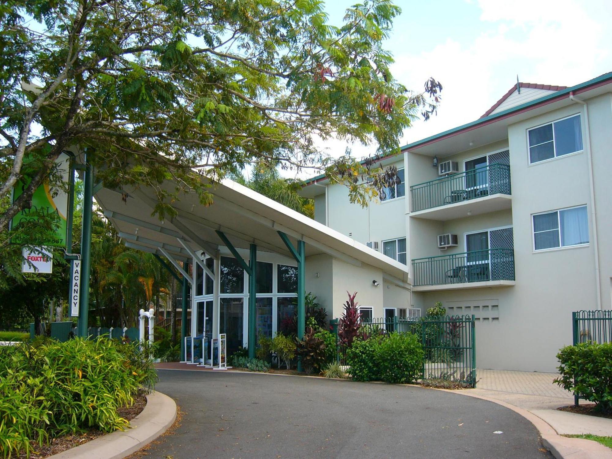 Koala Court Holiday Apartments Кернс Екстер'єр фото